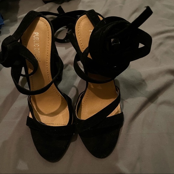 Lace up block heel - Picture 4 of 7